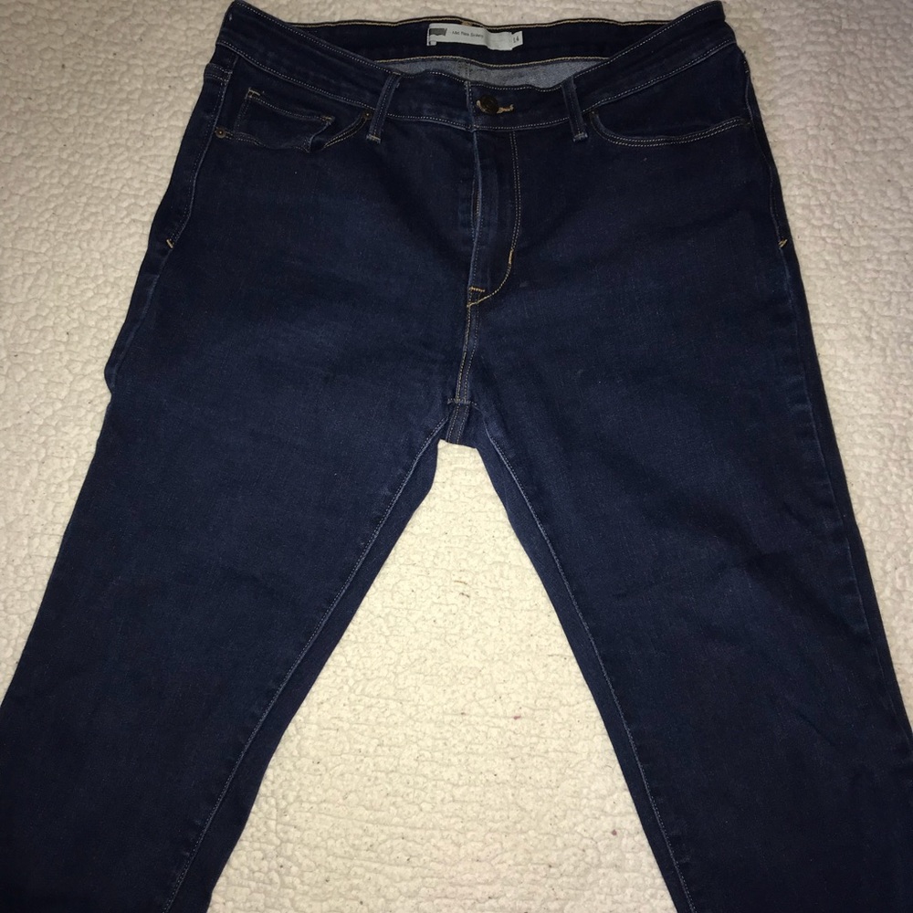 Women’s Levi’s Jeans